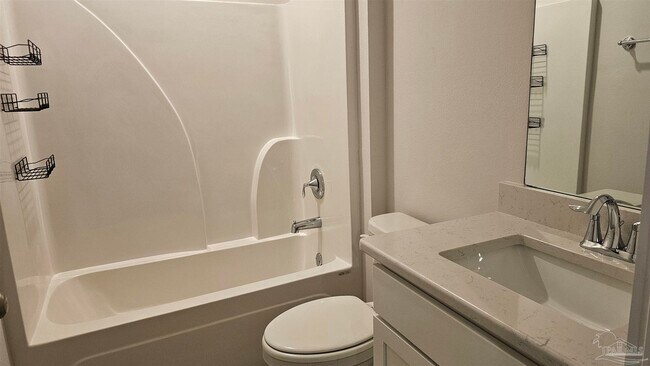 Building Photo - 265 Camellia Dr