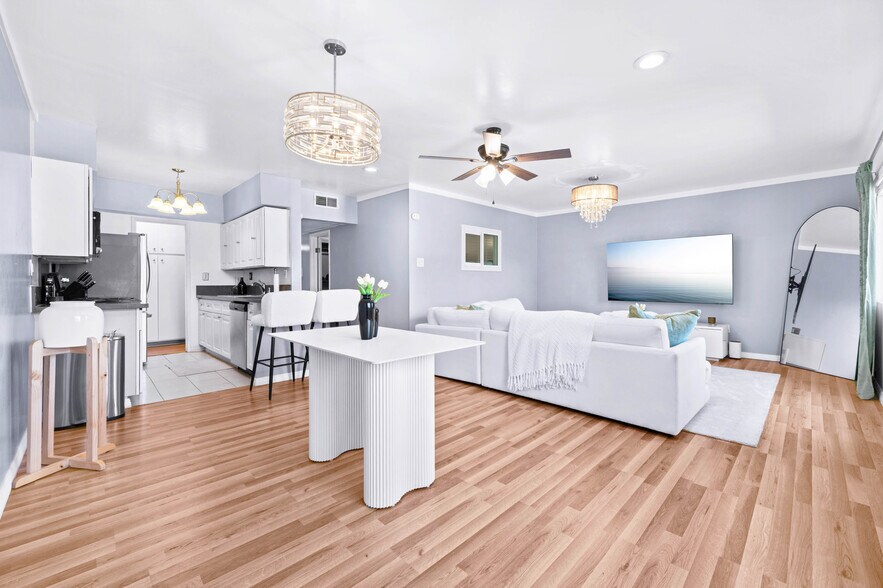 Dining room and living room - 12801 Moorpark St