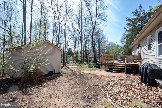 Building Photo - 205 Monument Rd