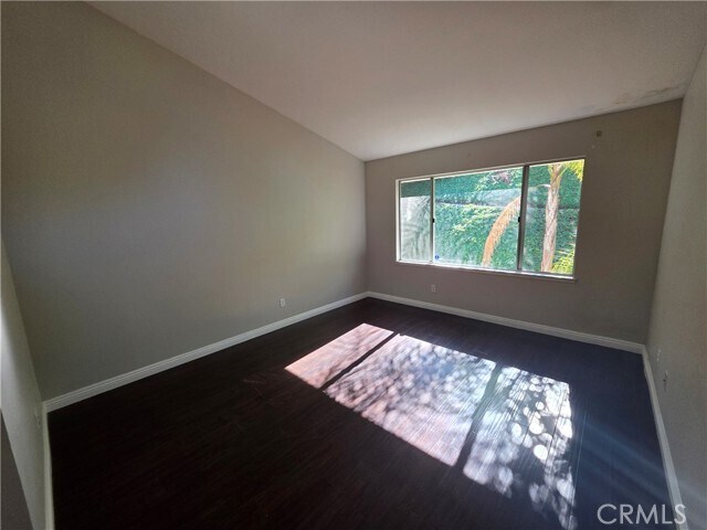 Building Photo - 1920 E Calico Dr