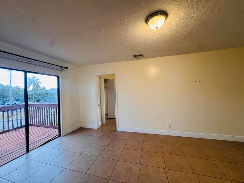 Building Photo - 7 Crossings Cir