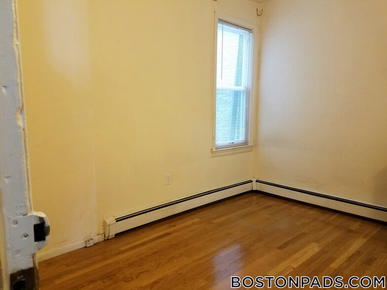 Building Photo - 53 S Huntington Ave