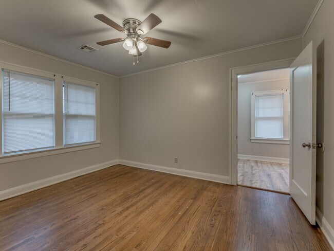 Building Photo - 3 Bedroom 2 Bath home in Shawnee!