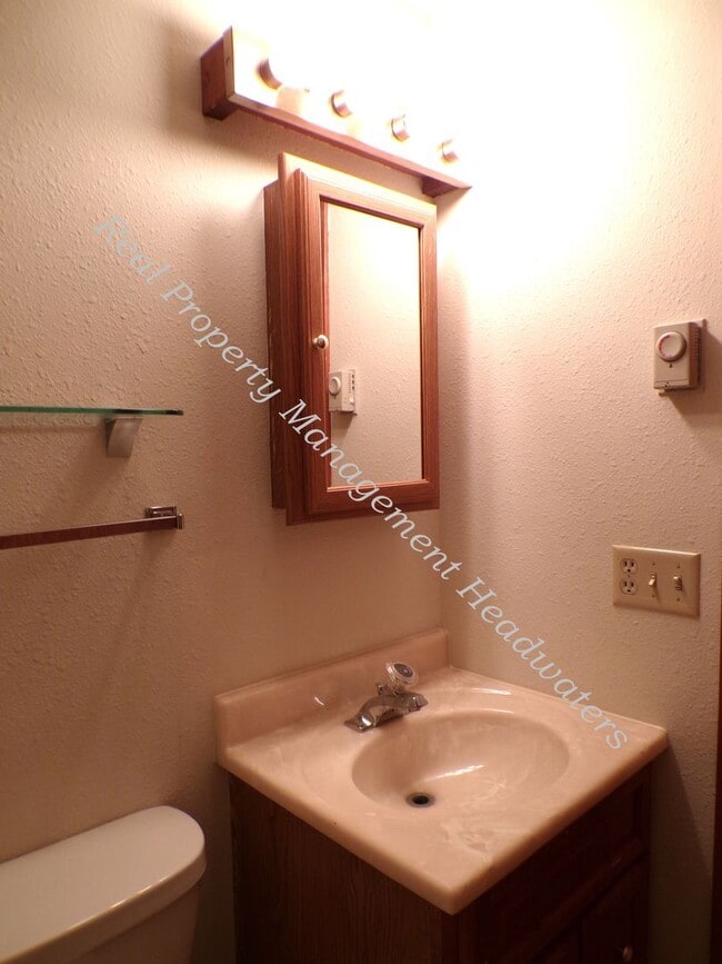 Building Photo - 2 Bed 2 Bath Condo For Rent