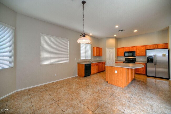 Building Photo - 26237 N 74th Ln