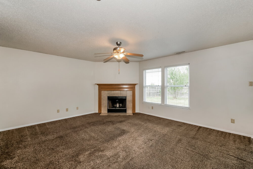 Building Photo - 10226 Homestead Dr