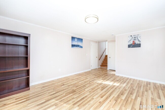 Building Photo - 99 Fuller Dr