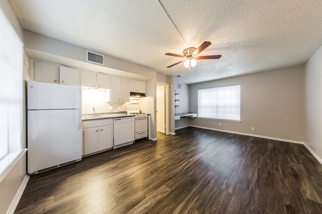 Interior Photo - Greenwood Square