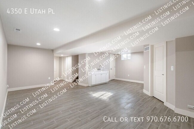 Building Photo - 4350 E Utah Pl
