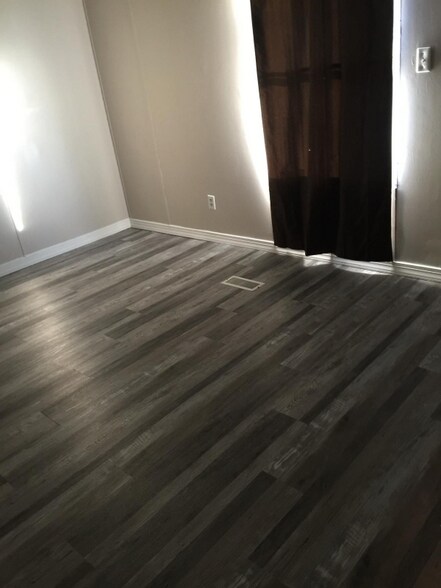 Building Photo - 27624 Lambert Rd