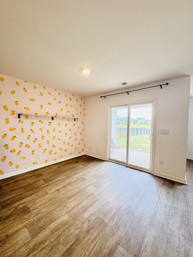 Building Photo - 809 Woodland Farms Cir