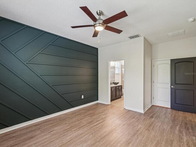 Building Photo - 11525 Southern Creek Dr
