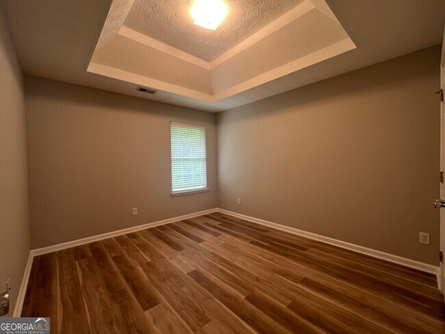Building Photo - 360 Cobblestone Ct