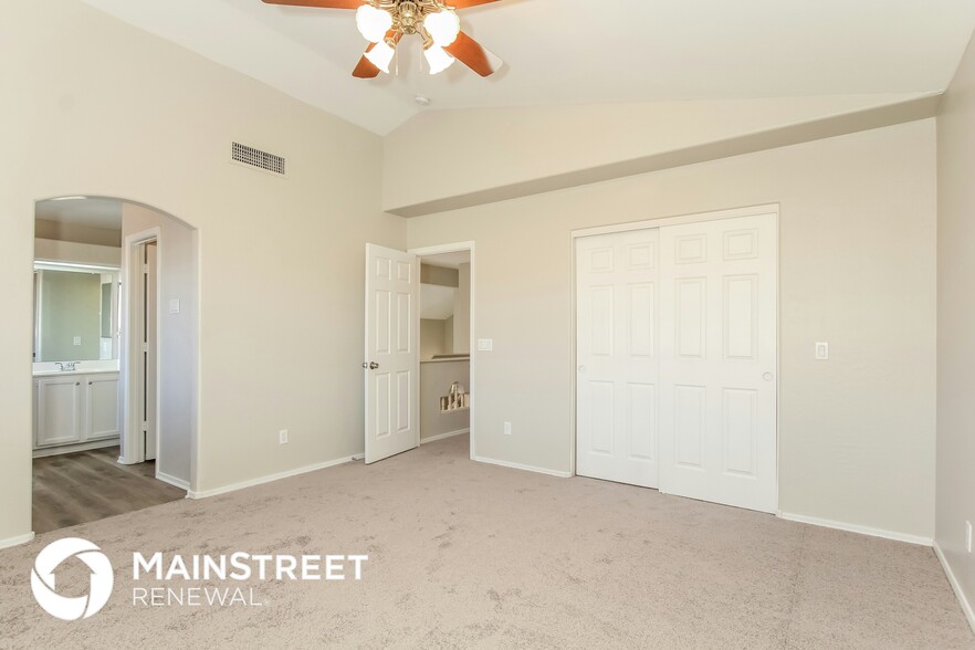 Building Photo - 7742 W McRae Way