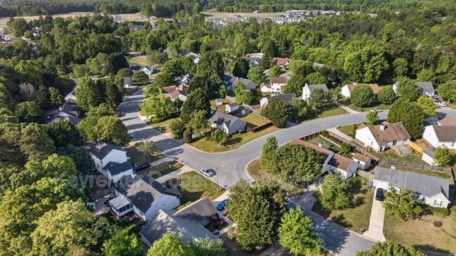 Building Photo - 3100 Brookrun Dr