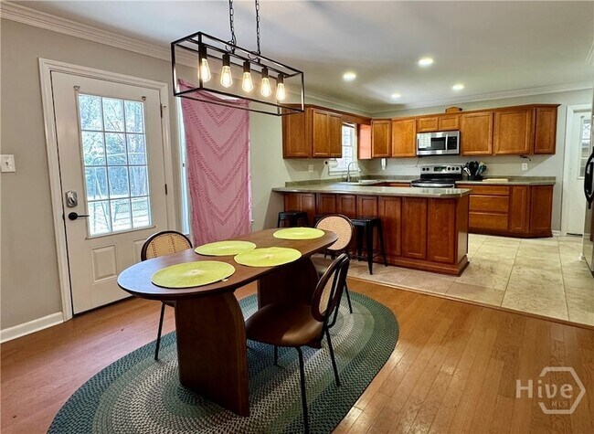 Building Photo - 12406 Largo Dr