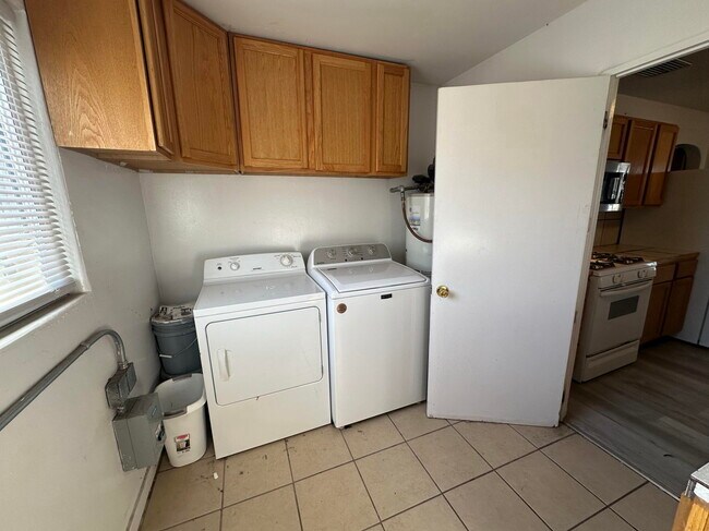 Building Photo - 2620 Marble Ave NW