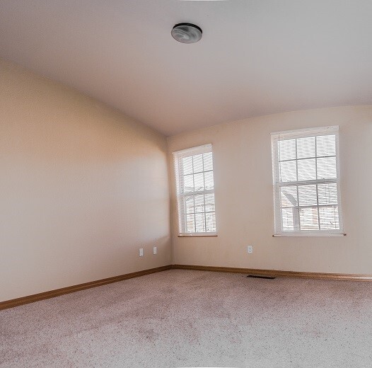 Building Photo - 2866 W Hillshire Dr