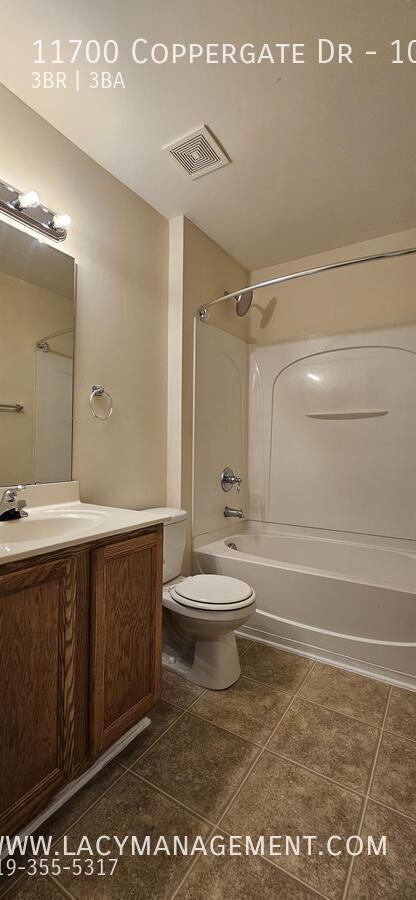 Building Photo - 11700 Coppergate Dr