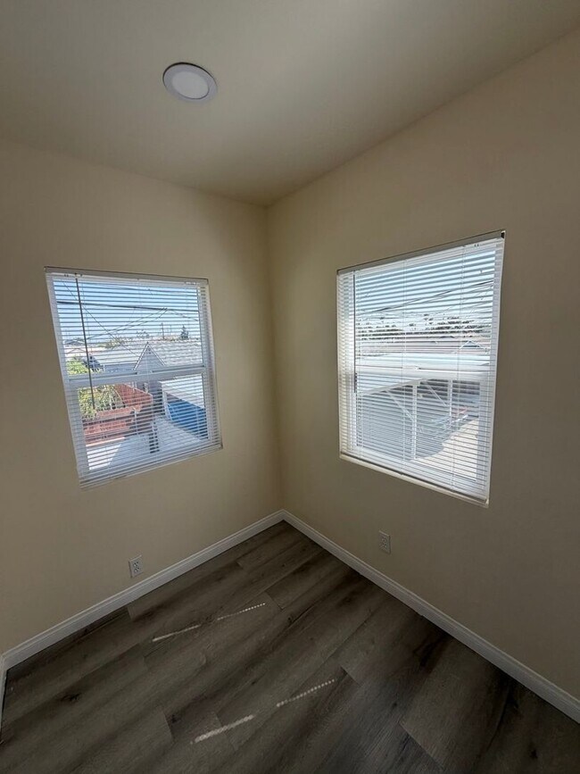 Building Photo - Bradshawe