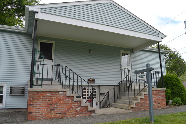 Building Photo - Beech Tree Apartments