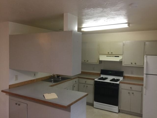 Building Photo - 3901 Northwood Dr