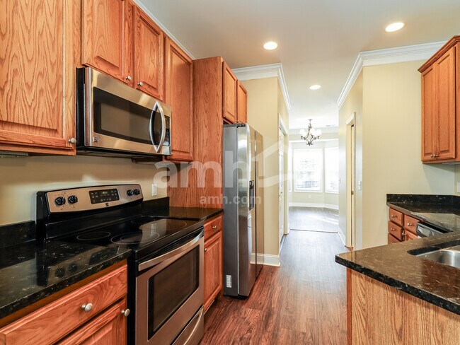 Building Photo - 12 Peregrine Dr