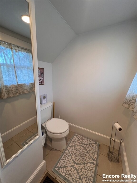 Building Photo - 9 Kenwood St