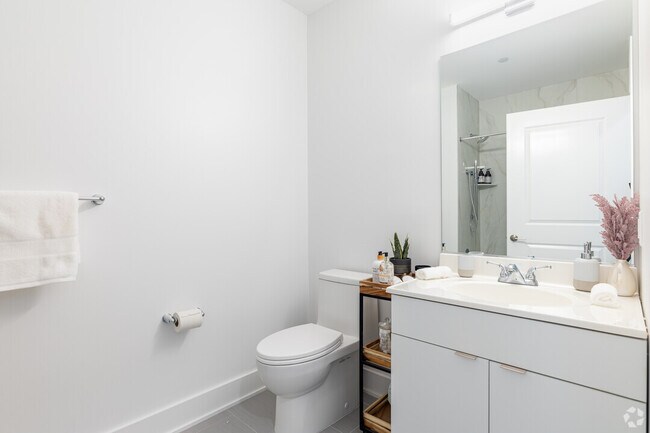Building Photo - 373 Communipaw Ave