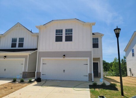 Primary Photo - 21 Centimeters Dr