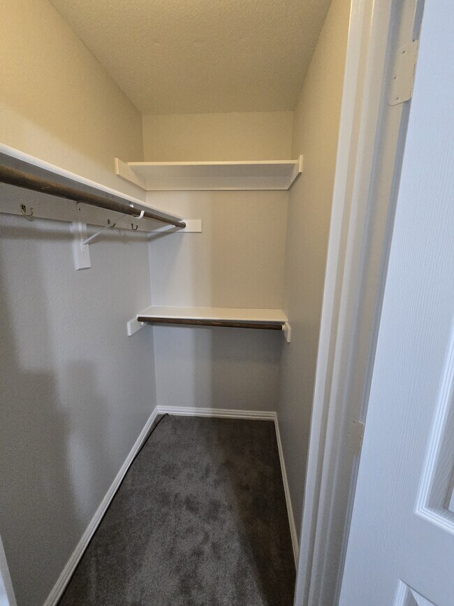 Building Photo - 4241 Arbor Ln