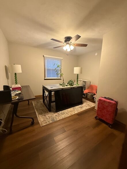 Building Photo - 4714 Oakland St