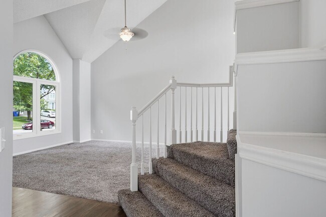 Building Photo - 14241 W 128th St