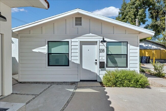 Primary Photo - 3381 N Eagle Rock Blvd