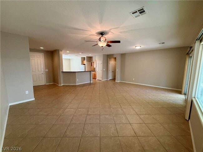 Building Photo - 2168 Sawtooth Mountain Dr