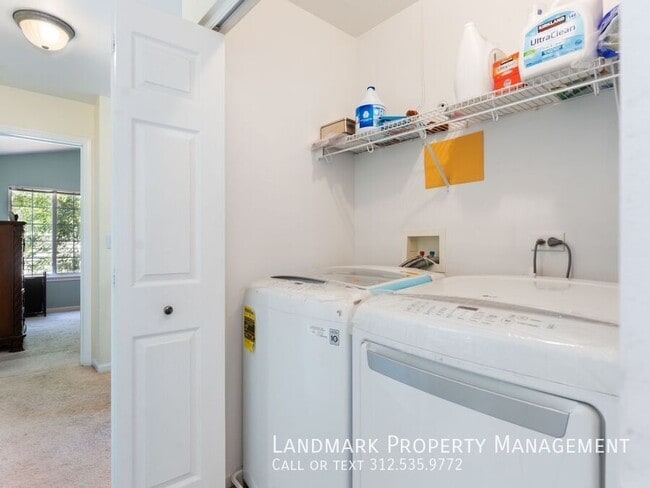 Building Photo - 20857 Brentwood Ct