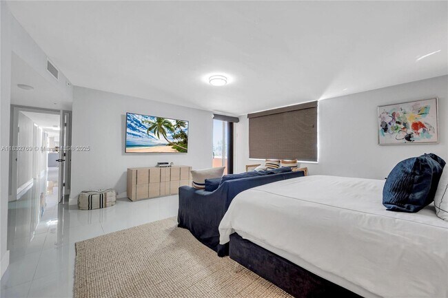 Building Photo - 10175 Collins Ave