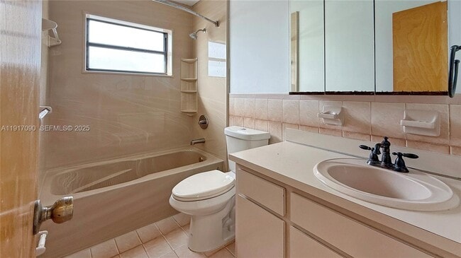 Building Photo - 8877 SW 36th St