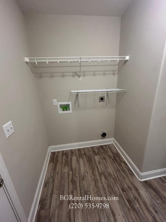 Building Photo - 506 Labrador Dr