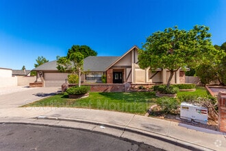 Building Photo - 2020 W Natal Cir