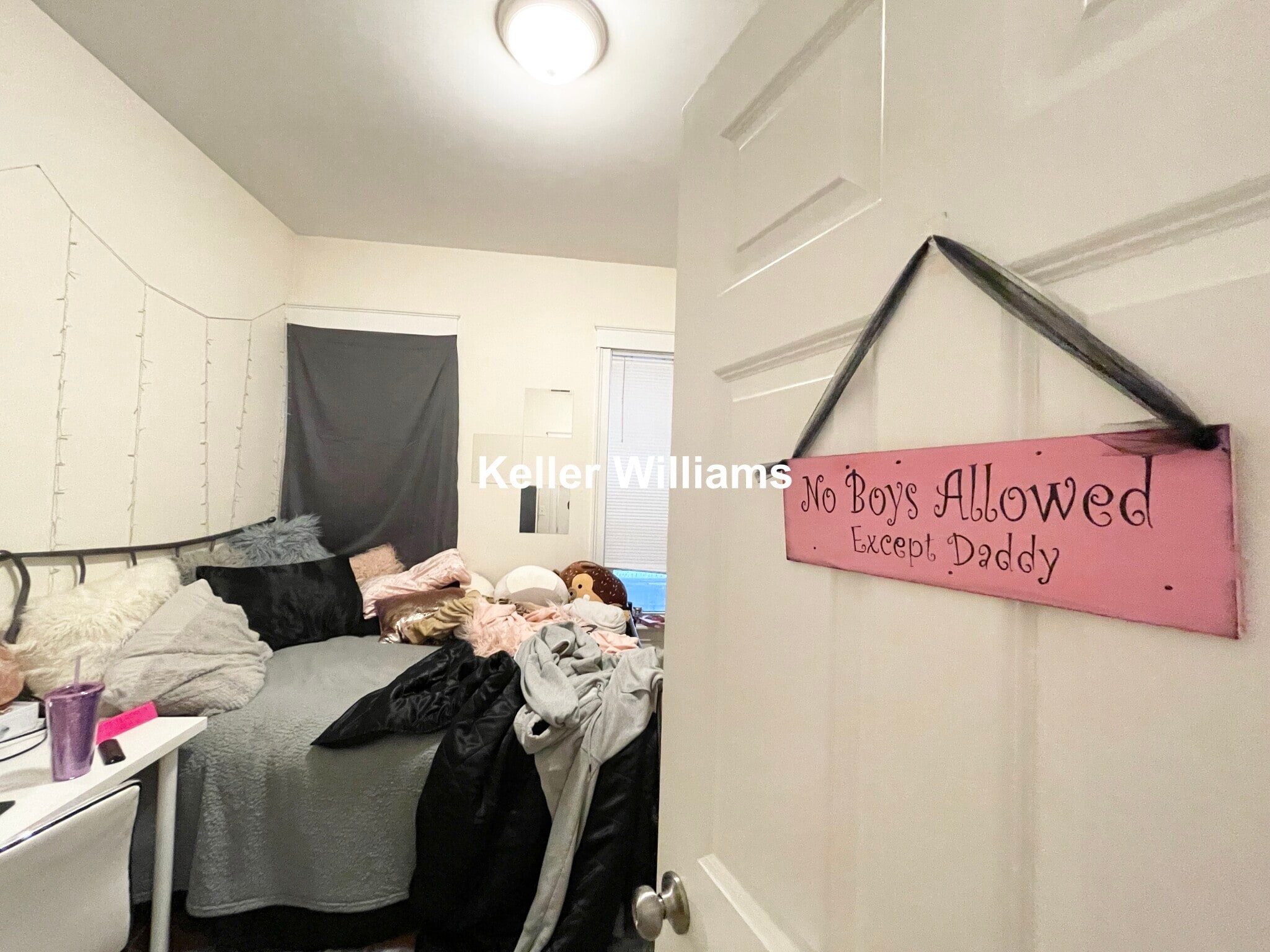 Building Photo - 1625 Tremont St