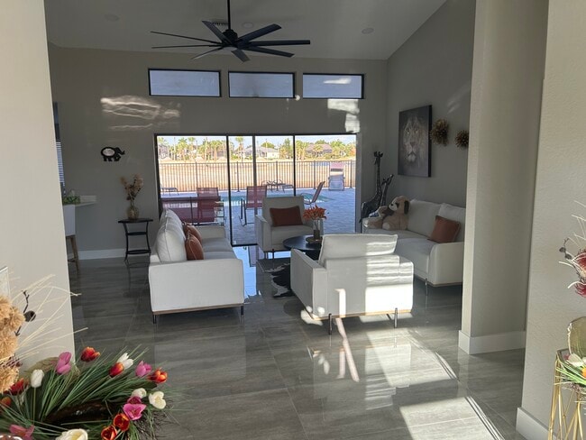 Primary Photo - 16992 Timberlakes Dr