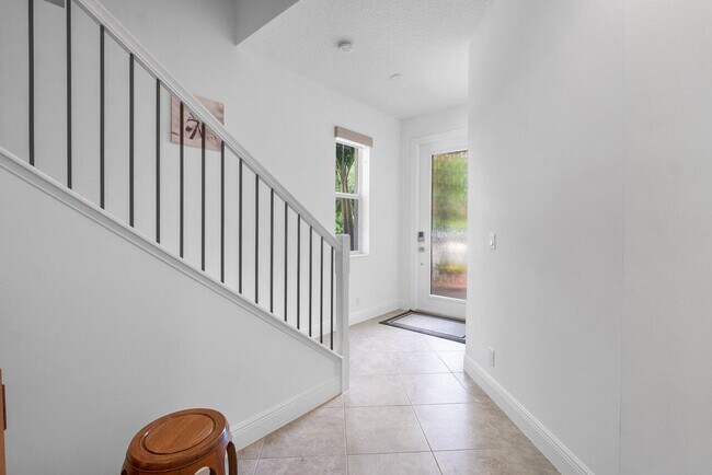 Building Photo - 119 Crape Myrtle Ln