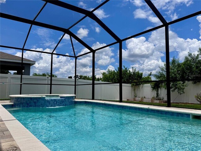 Building Photo - 1625 Emerald Hill Way