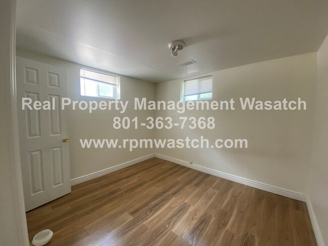 Building Photo - Come See this 2 bedroom 1 bath basement apartment in Salt Lake City With $500 Off First Month Rent1!
