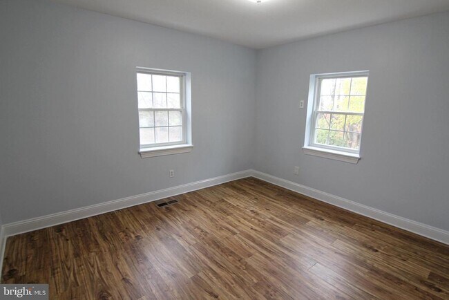 Building Photo - 63 Columbus St