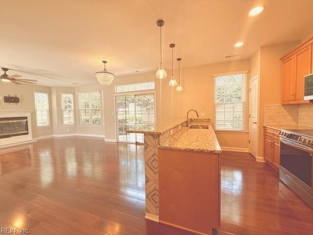 Building Photo - 1617 Woodstock Ct