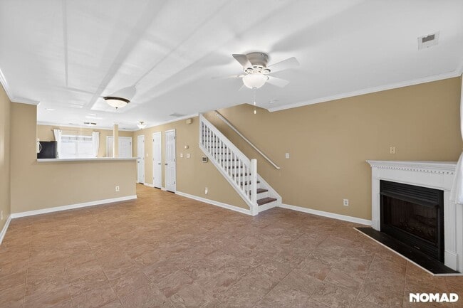 Building Photo - 6319 Sweetbay Dr