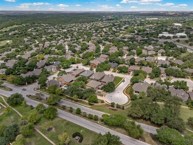 Building Photo - 2414 Powderham Ln