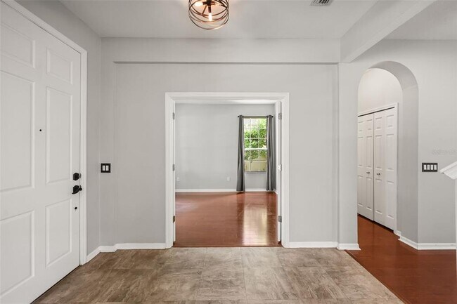 Building Photo - 6759 Pasturelands Pl